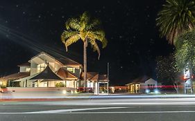 Pacific Coast Motor Lodge